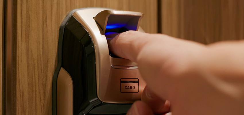 Fingerprint Door Locks Replacement in Lynwood, CA